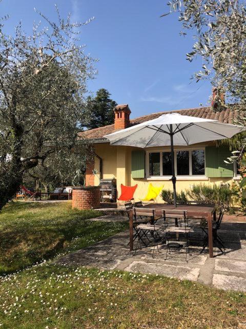 Villa Sweet Flower - With Private Pool And Garden Manerba del Garda Exterior foto